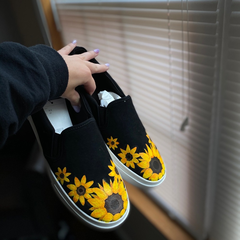 Custom Painted Shoes - Picture 3 of 3